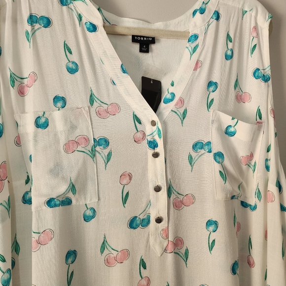 Torrid Harper Rayon Slub Pullover‎ Cherry Print Sleeveless Top Size 4X NWT - Picture 5 of 10